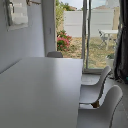La Casita Serignanaise - T2 - Clim - Jardin Alojamento de Acomodação e Pequeno-almoço